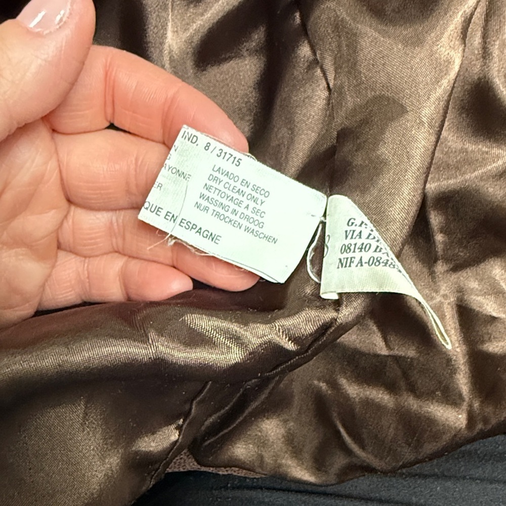 Vintage men’s brown leather jacket - Picture 9 of 10